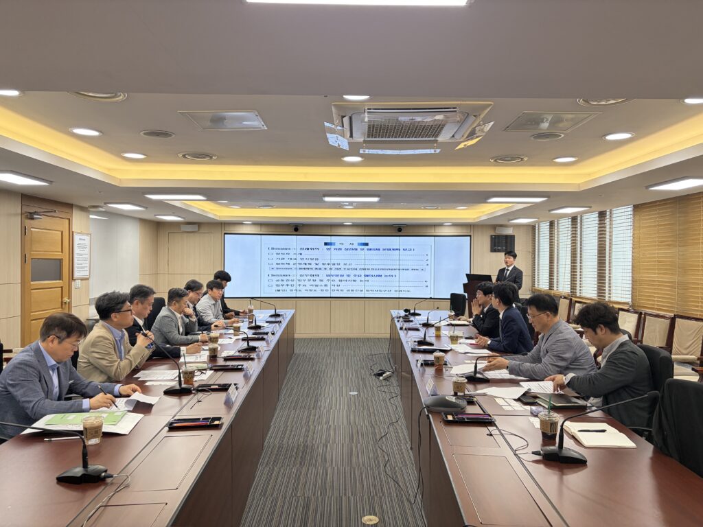 한국전력공사 경인건설본부에서 열린 ‘도로-전력망 공동건설 실무협의체 회의 현장 사진